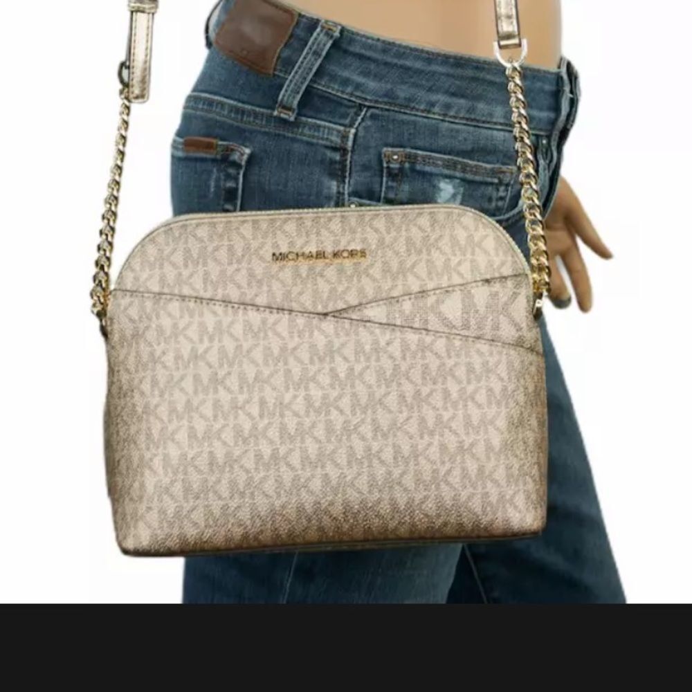 Michael Kors jet set travel crossbody